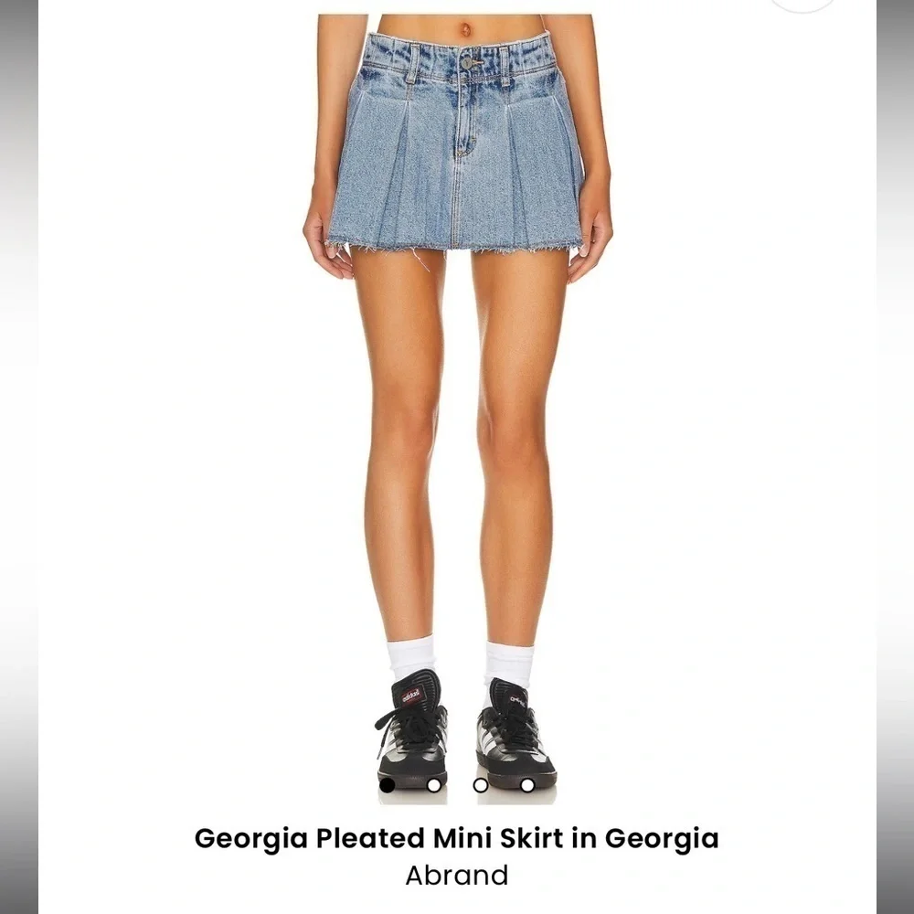 Abrand Pleated Denim Mini Skirt